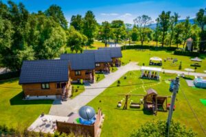Osada Widok na Góry - domki do wynajęcia - balia z jacuzzi